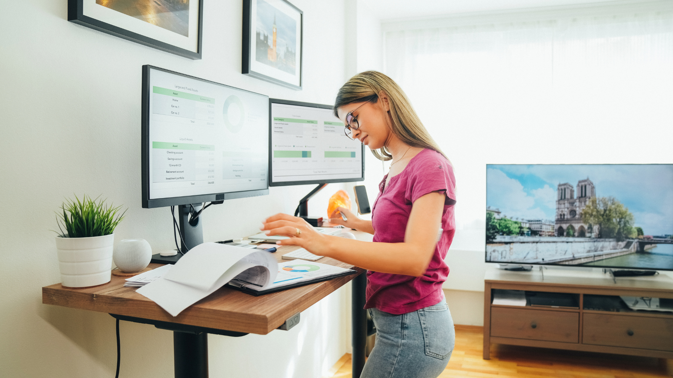 Les bienfaits du travail debout : Pourquoi vous devriez changer votre façon de travailler